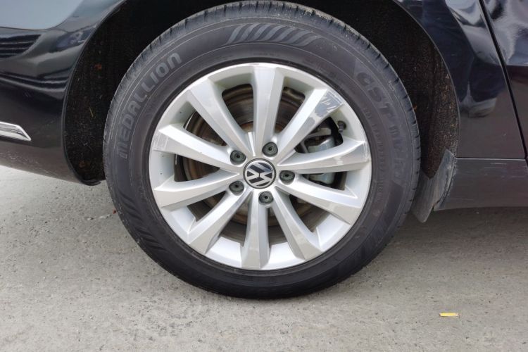 大众 迈腾 2015款 1.8TSI 领先型车身外观6002