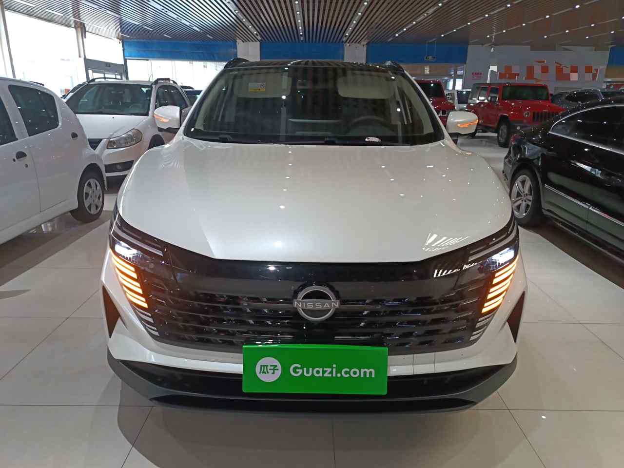 日产 逍客 2025款 改款 荣誉 2.0L CVT XV+领先版(1)