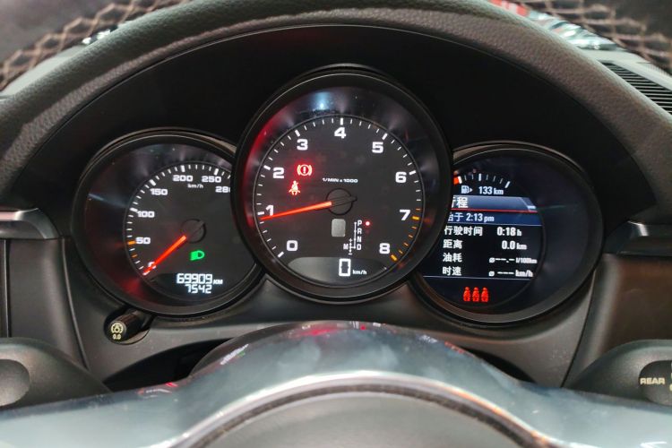 保时捷 2018款 Macan 2.0T中控内饰14