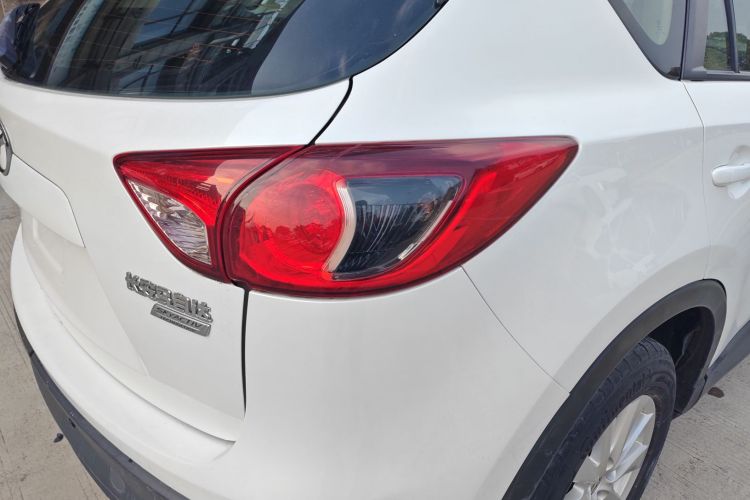 马自达CX-5 2013款 2.0L 自动两驱舒适型车身外观9