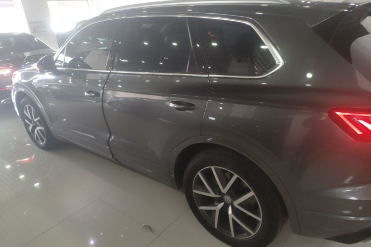 大众 途锐 2020款 3.0TSI 锐享版 国VI车身外观6003