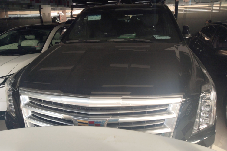 凯迪拉克 凯雷德ESCALADE 2017款 6.2L ESV铂金版加长型车身外观6001