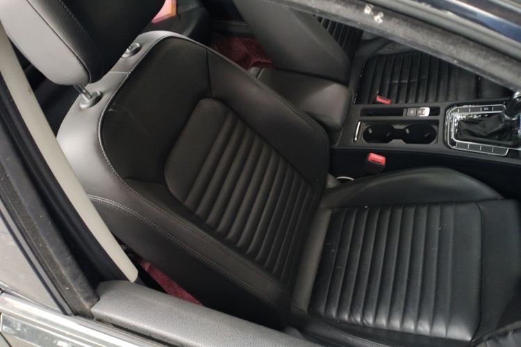 大众 迈腾 2019款 330TSI DSG 领先型 国VI局部细节41