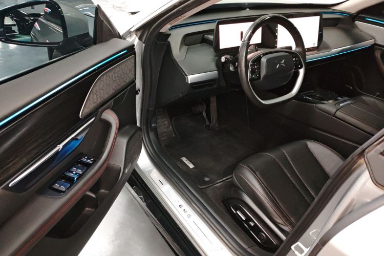 小鹏P7 2022款 480E中控内饰20