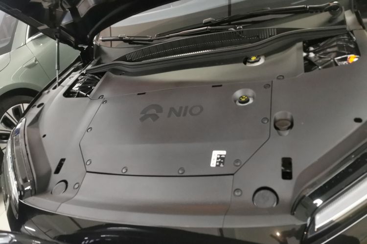 蔚来ET5T 2025款 100kWh Touring机舱底盘24