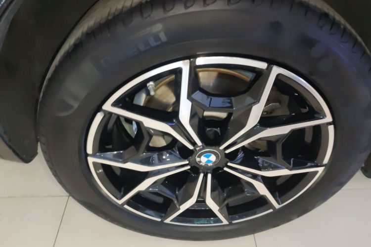 宝马X3 2022款 xDrive25i M运动套装车身外观6008