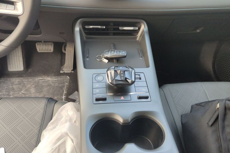 比亚迪 秦PLUS 2025款 DM-i 智驾版 55KM领先型中控内饰18