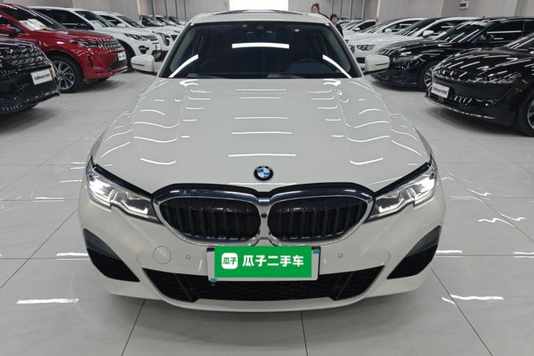 宝马3系 2022款 325Li M运动套装车身外观2