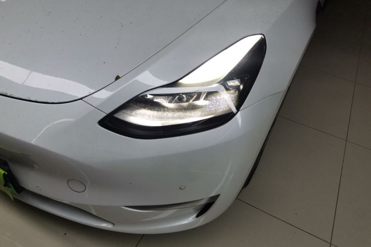 特斯拉 Model Y 2021款 标准续航后驱版局部细节36