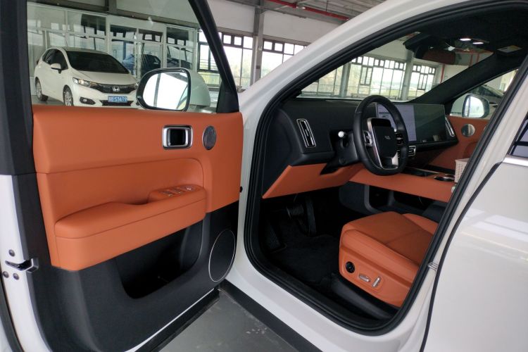 理想汽车 理想L6 2024款 Max中控内饰20