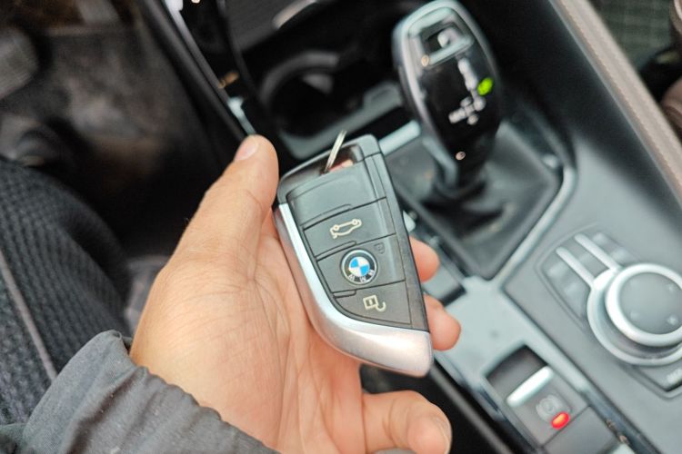 宝马X1 2021款 sDrive20Li 尊享型中控内饰7001