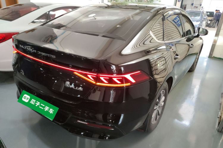 比亚迪 秦PLUS 2024款 荣耀版 DM-i 55KM领先型车身外观7