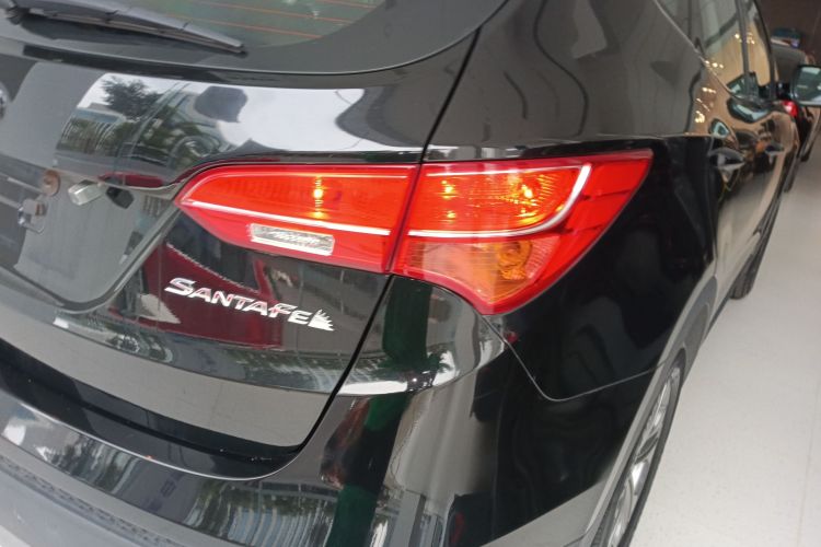 现代 胜达 2015款 2.0T 自动两驱舒适型 5座车身外观6006