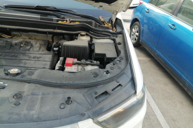 哈弗H6 2017款 蓝标 运动版 1.5T 手动两驱精英型机舱底盘26