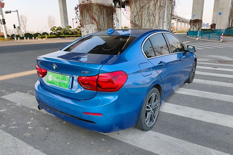 宝马1系 2017款 118i 运动型车身外观6005