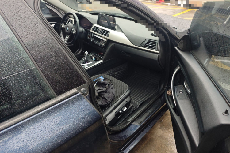 宝马3系GT 2017款 320i 时尚型局部细节9005