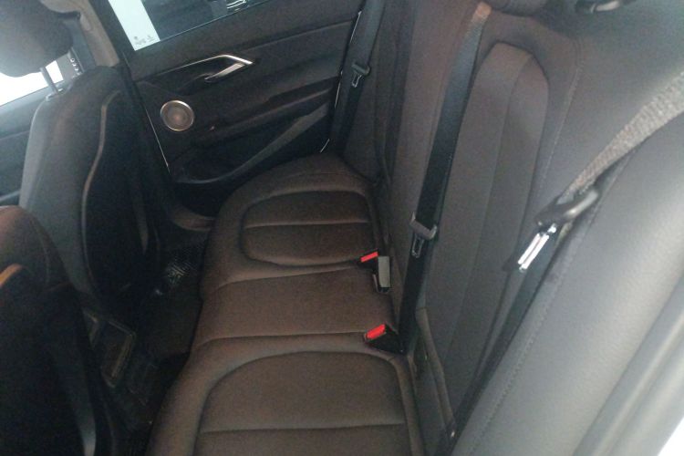 宝马1系 2023款 120i M运动版中控内饰21