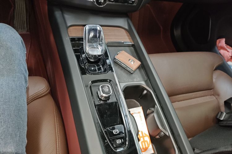 沃尔沃XC60 2024款 B5 四驱智远豪华版局部细节18