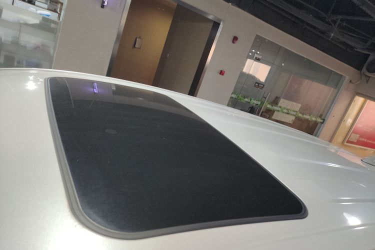 丰田 卡罗拉锐放 2023款 2.0L 精英版局部细节57