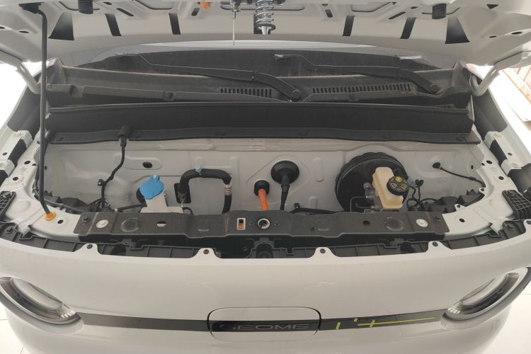 吉利银河 熊猫 2025款 210km 元气熊机舱底盘24