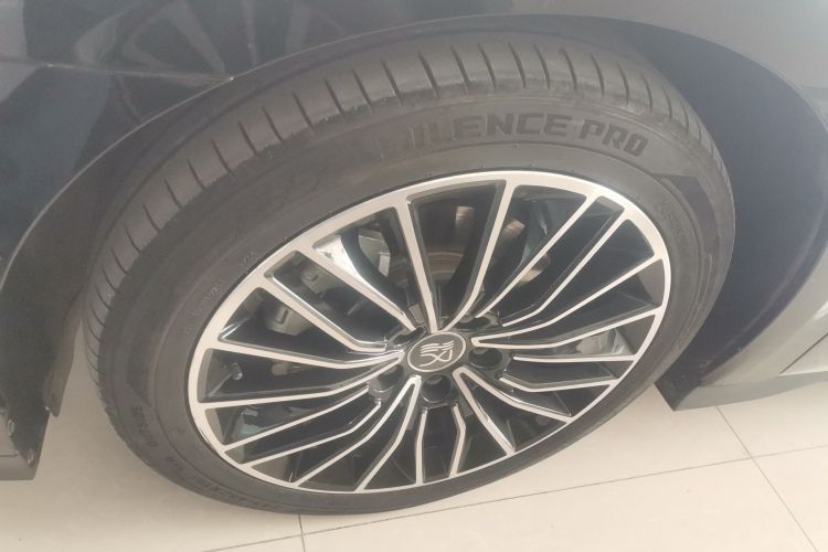 比亚迪 汉 2022款 DM-i 121KM 尊享型车身外观6007