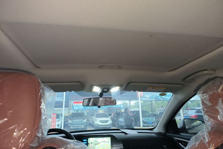 长安 逸动 2025款 PLUS 1.4T 双离合高能版中控内饰22