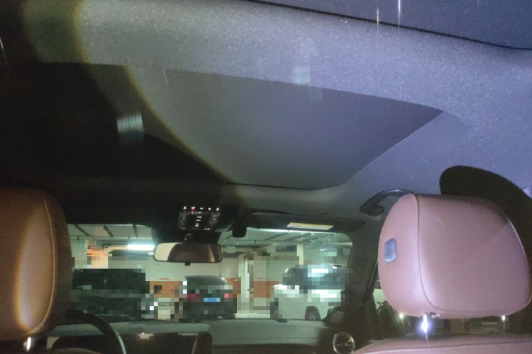 奔驰GLB 2024款 GLB 220 动感型中控内饰22