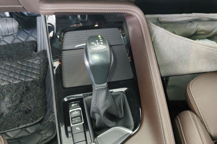 宝马X1 2016款 xDrive20Li 豪华型中控内饰18