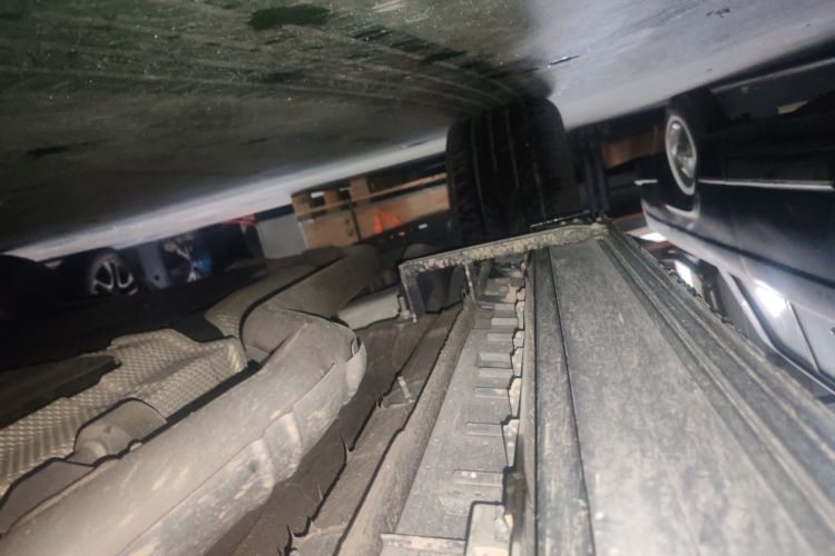 红旗HS3 PHEV 2024款 PHEV 115km 劲为版局部细节9002