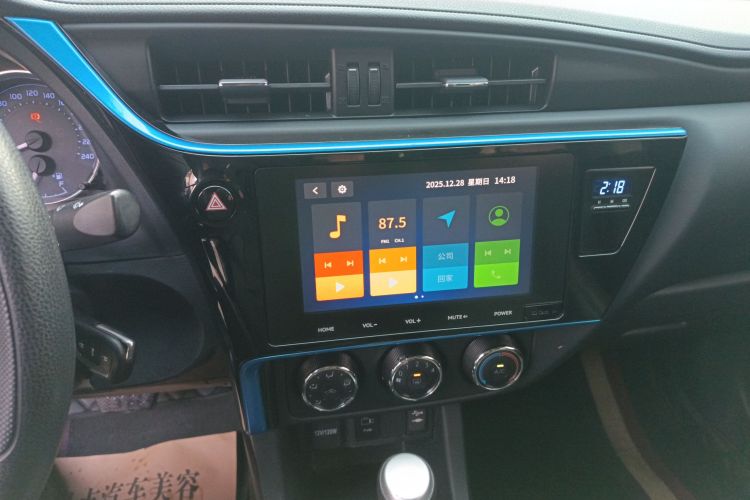 丰田 雷凌 2018款 185T CVT尊贵版 国V中控内饰16