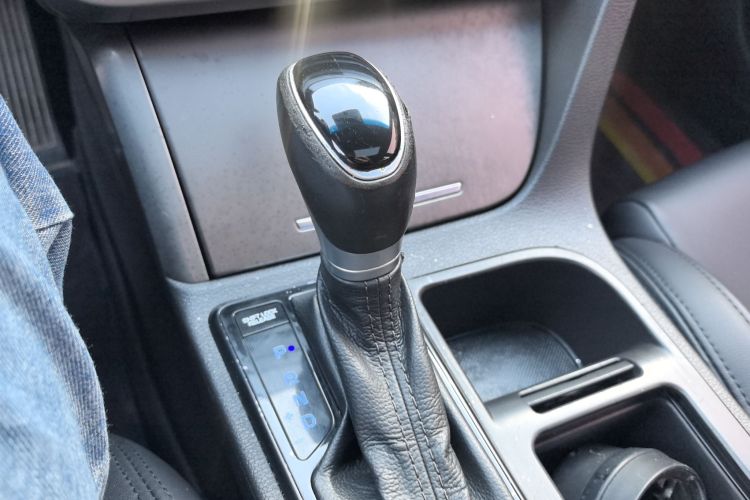 现代 索纳塔 2015款 1.6T GS时尚型中控内饰18