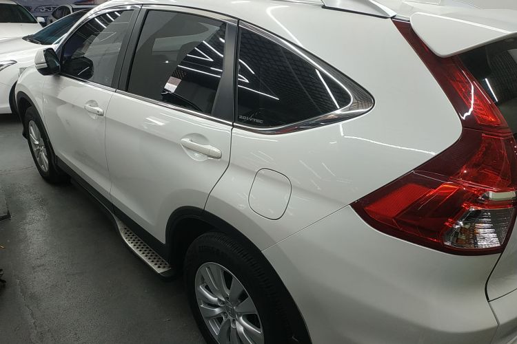 本田CR-V 2016款 2.0L 两驱经典版车身外观4