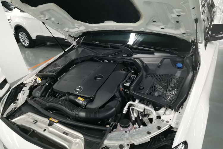 奔驰C级 2019款 C 260 运动版局部细节24