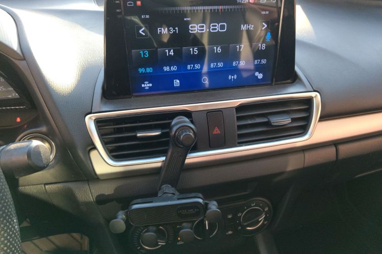 马自达3 昂克赛拉 2016款 三厢 1.5L 自动舒适型中控内饰16