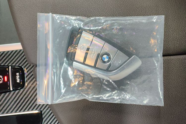 宝马5系新能源 2022款 改款二 535Le M运动套装中控内饰11