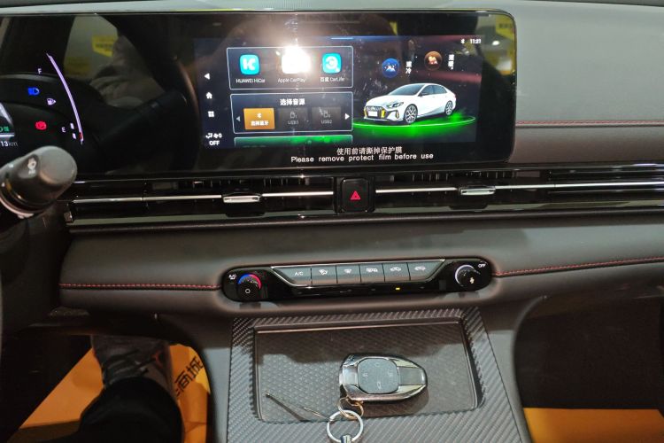 广汽传祺 2023款 影豹H 智能混动版中控内饰16