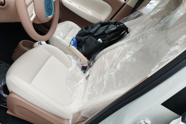 五菱汽车 宏光MINIEV 2025款 四门版 进阶款中控内饰19