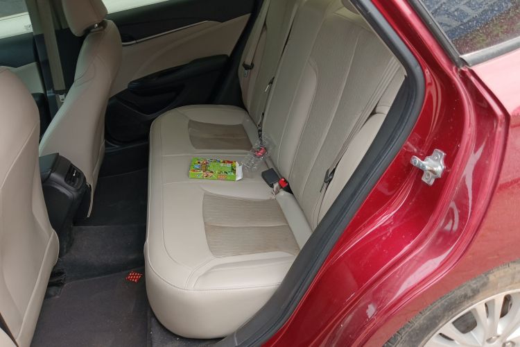 别克 英朗 2017款 15N 自动精英型中控内饰21