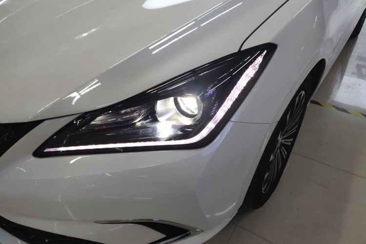 长安 逸动 2019款 蓝鲸版 280T GDI DCT极速型局部细节36