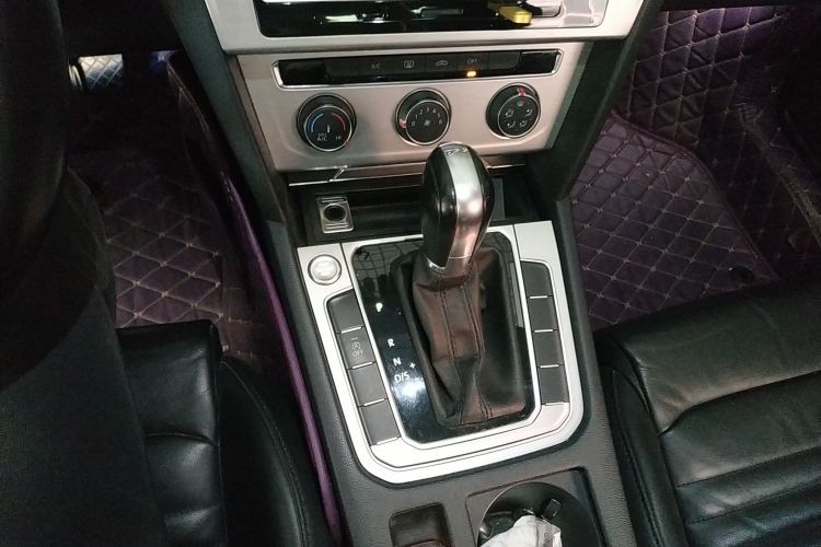 大众 迈腾 2019款 280TSI DSG 舒适型 国V局部细节18