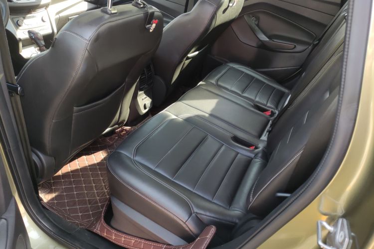 福特 翼虎 2018款 EcoBoost 180 两驱铂翼型中控内饰7004