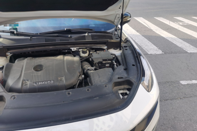 领克03 2022款 2.0TD DCT劲Pro局部细节9006