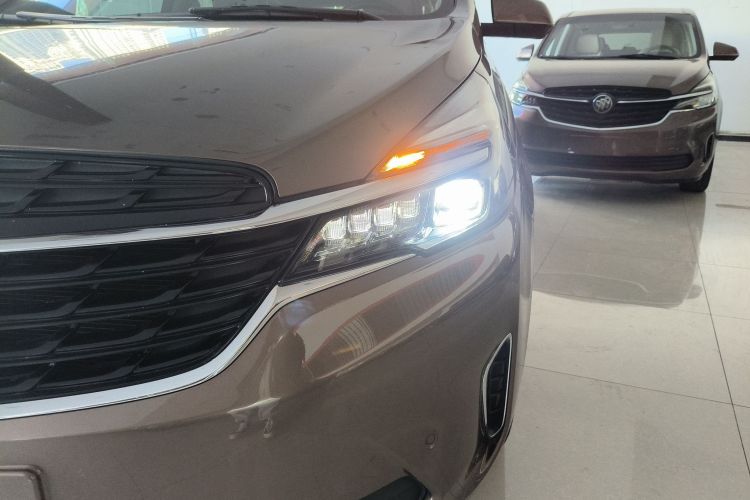 别克GL8 2021款 陆上公务舱 652T 尊贵型局部细节36