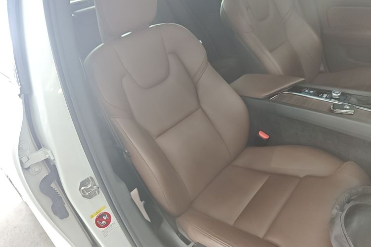 沃尔沃S60 2021款 T4 智远豪华版局部细节41