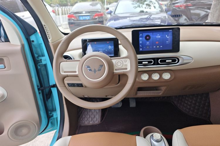 五菱汽车 宏光MINIEV 2025款 四门版 臻享款中控内饰13