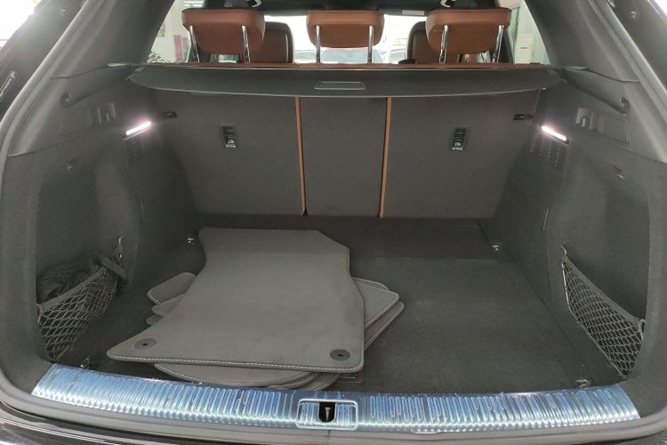 奥迪Q5L 2024款 45 TFSI 豪华动感型局部细节23