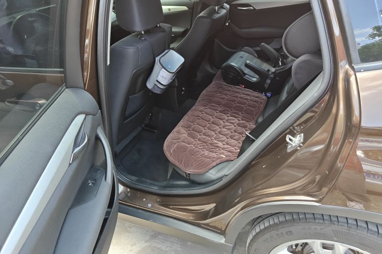 宝马X1 2012款 sDrive20i 领先型中控内饰7004