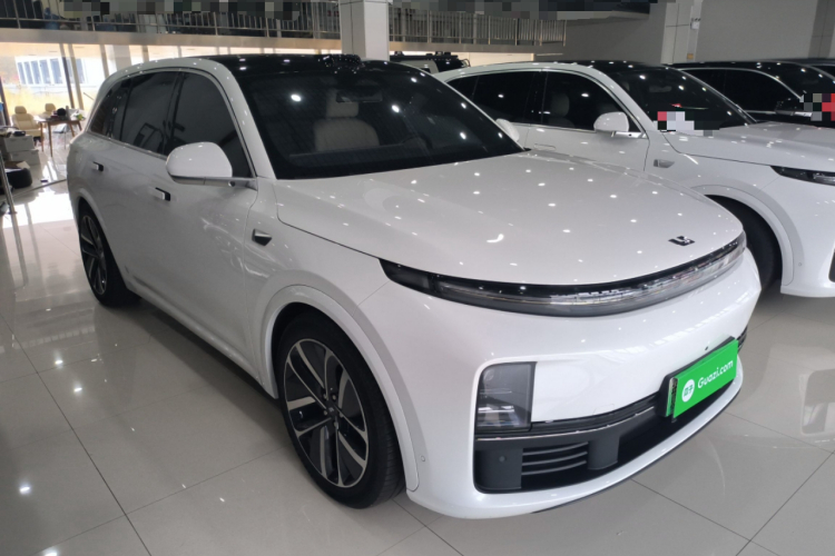 理想汽车 理想L7 2024款 Ultra车身外观3