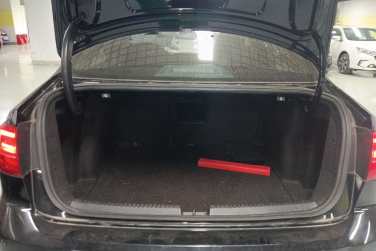 大众 速腾 2018款 280TSI DSG舒适型局部细节23