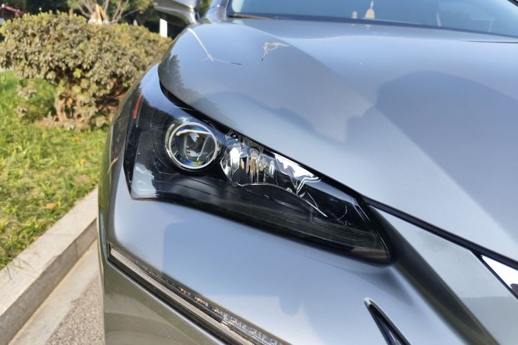 雷克萨斯NX 2016款 200 全驱 锋尚版车身外观8